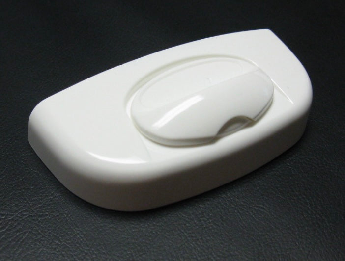 3500 | 4300 White Auto Lock Cover